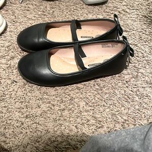 Girls flat, worn twice